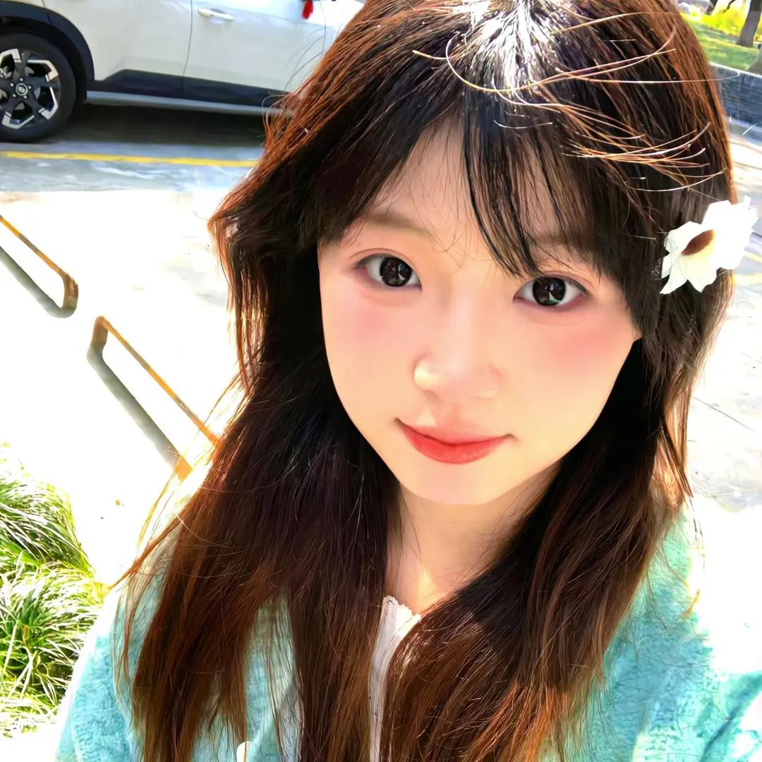 黑珍珠艾曼妞